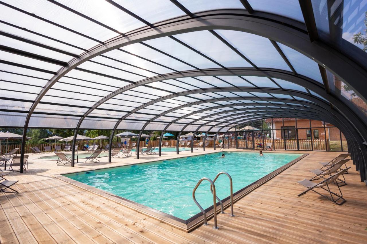 Huttopia Lac D'Aiguebelette Saint-Alban-de-Montbel Exterior foto